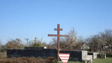 Nyarlorinc Arpad Kori Templomrom