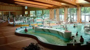 Oroshaza Elmenyfurdo