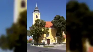 Osli Katolikus Templom 01