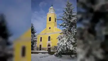 Papoc Katolikus Templom 01