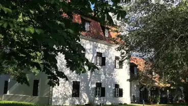 Pecs Uszogi Batthanyi Kastely 1