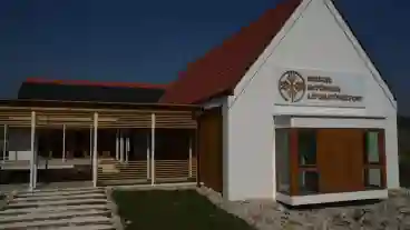 Peliszentfoldkereszt Gerecse Natur Latogatokozpont 1