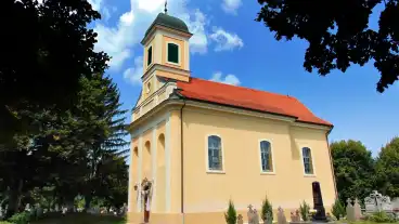 Pilisszentlaszlo Katolikus Templom