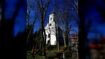 Pula Katolikus Templom 1