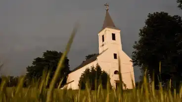 Pusztaszemes Katolikus Templom