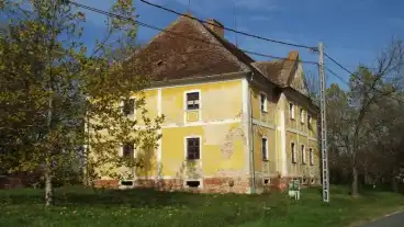 Resznek Tauber Kastely