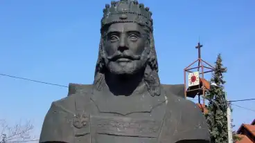 Ruzsa Szent Istvan Kiraly Szobor