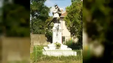 Sarud Nepomuki Szobor