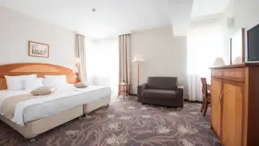 Sarvar Vital Med Hotel 1