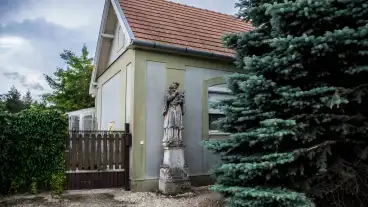 Sopronhorpacs Nepomuki Szobor