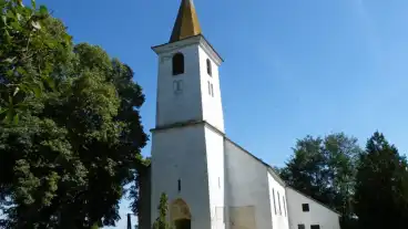 Sorokpolany Katolikus Templom 01