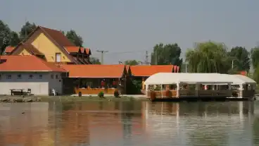 Szeged Lencses Horgaszto