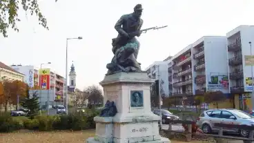 Szekesfehervar 69 Es Hindenburg Gyalogezred Emlekmuve