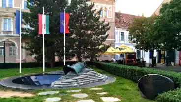 Szekesfehervar Ii Vilaghaborus Emlekmu 1