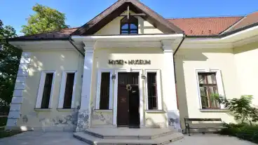Szentendre Szerb Egyhazi Muzeum