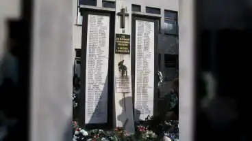 Szentistvan Ii Vilaghaborus Emlekmu 01