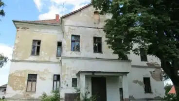 Szentkozmadombja Dervalics Kastely