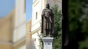 Szentpeterszeg Iv Bela Szobor 01