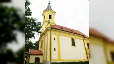 Szerecseny Katolikus Templom