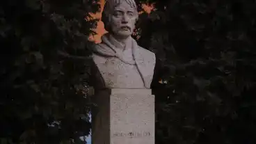 Szigetvar Horvath Mark Szobor