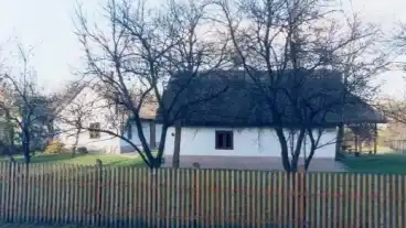 Tapioszele Neprajzi Haz 1