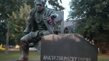 Tarpa Bajcsy Zsilinszky Szobor