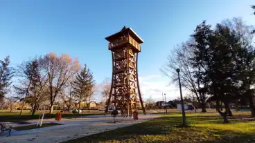 Tiszakecske Tisza Parti Kilato 1