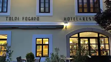 Tokaj Toldi Fogado 01