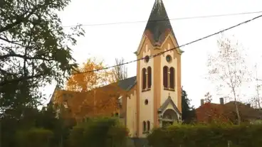 Tokodaltaro Katolikus Templom 01