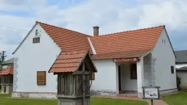 Totszentmarton Tajhaz