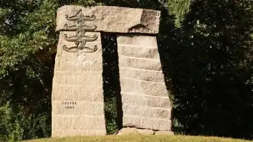 Tuzser Milleniumi Emlekmu