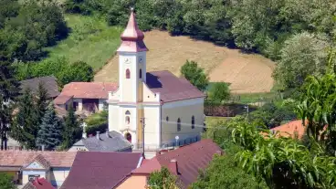 Ujudvar Katolikus Templom 1