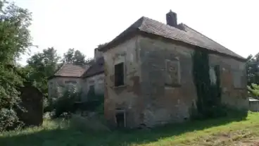 Uraiujfalu Bezeredj Kastely