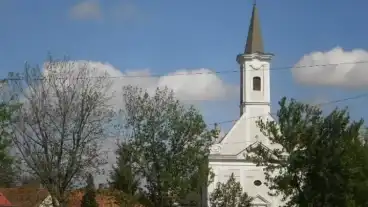 Uraiujfalu Szentivanfalvai Templom 01