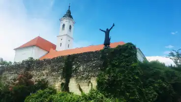 Vac Kozepkori Var 01