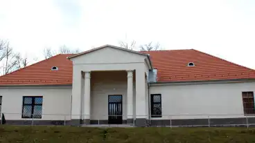 Vacduka Serenyi Kuria