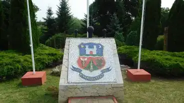 Vamosatya Emlekpark 1