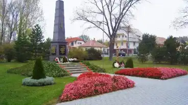 Velence Vilaghaborus Emlekmu