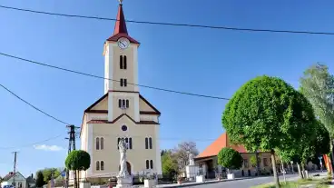 Zalavar Katolikus Templom 1