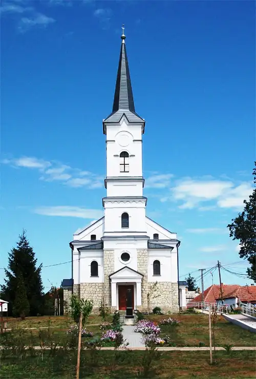Tiszarad-Reformatus-templom.webp