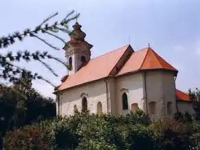 Kirandulastervezo-Hetes-Katolikus-templom.webp