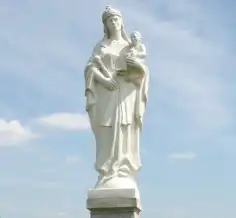 Kirandulastervezo-Iliny-Maria-szobor.webp