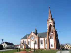 Vallaj-Katolikus-templom.webp